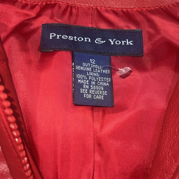 Ladies Genuine Leather Vest - Picture 2 of 4